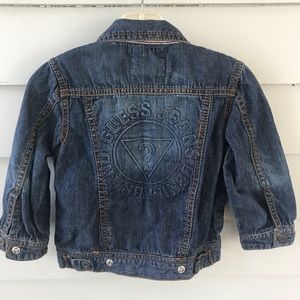 Guess triangle logo child’s denim jean jacket snap 24 months